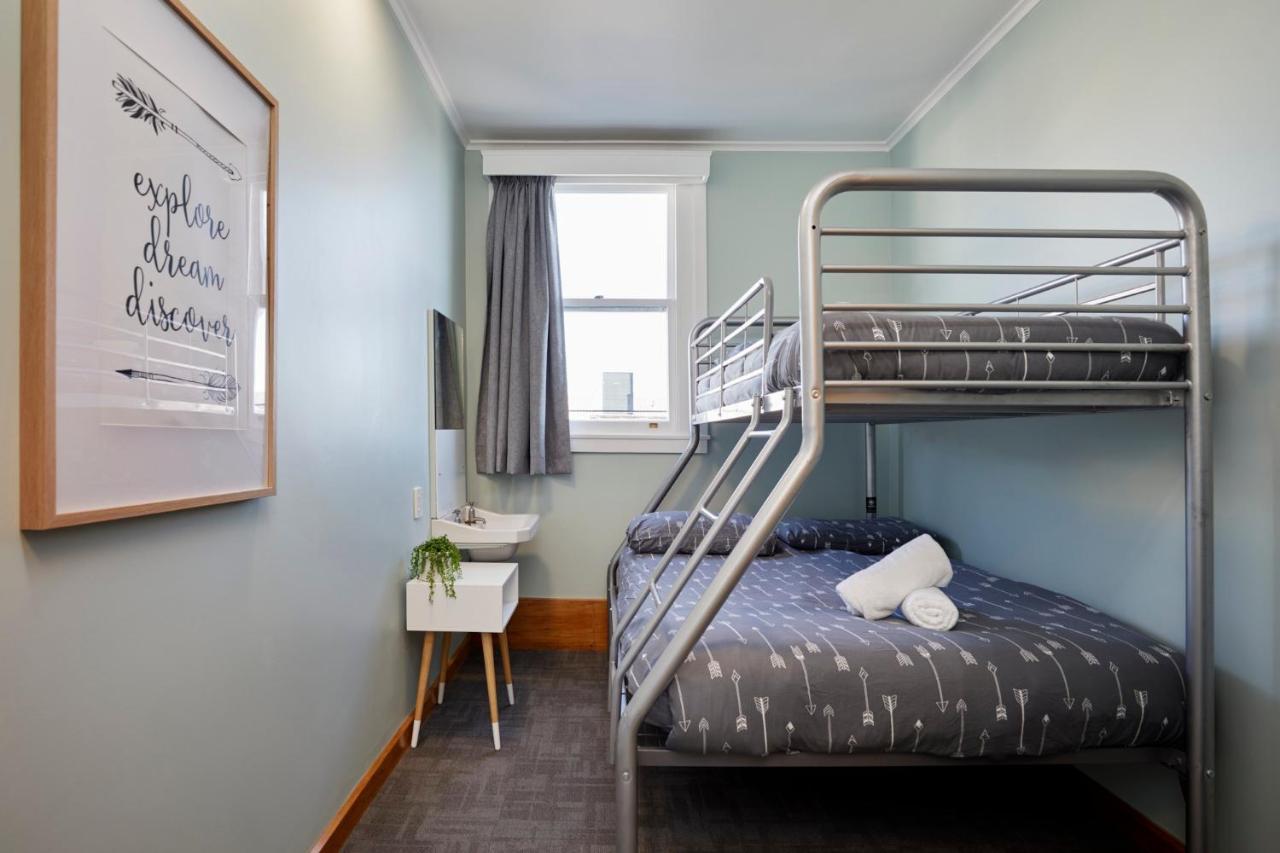Hostel Wanderlust Nz Tauranga Zewnętrze zdjęcie