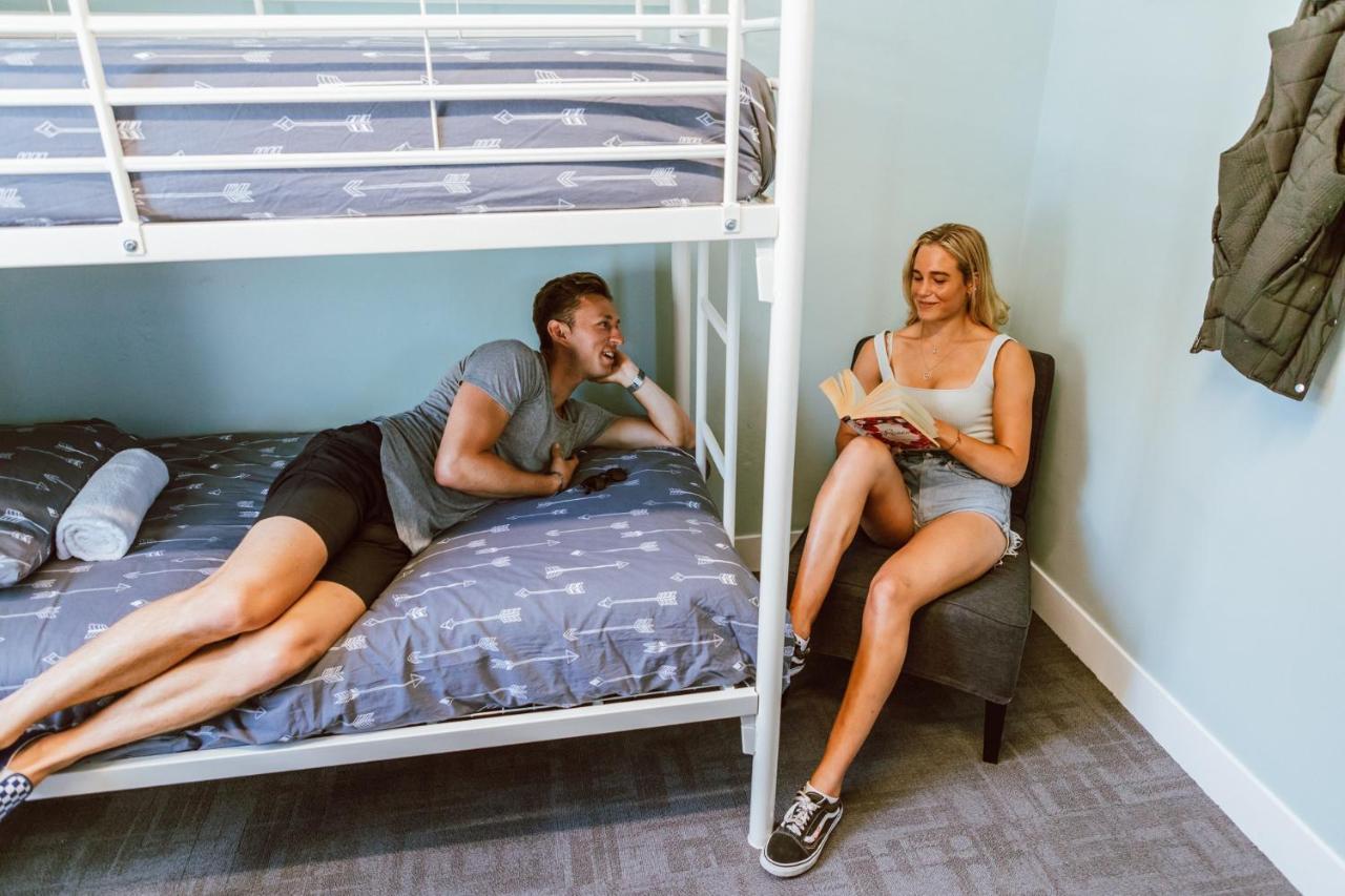 Hostel Wanderlust Nz Tauranga Zewnętrze zdjęcie